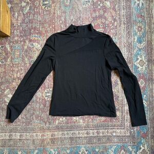 Evereve Medium Black Women's Long Sleeve Mockneck Top with Mesh shoulder detail